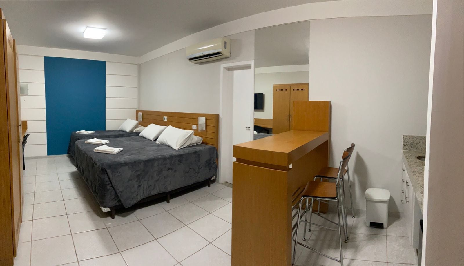 family studio suite | 1 bedroom, minibar, free wifi, bed sheets
