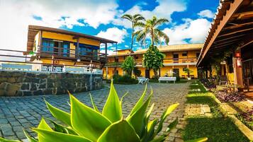 Fachada da propriedade