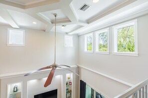 Interior - The Seagrape Villa -Family Friendly- Luxury Accommodation in Paradise (Sarasota)