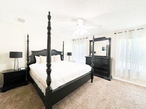 4 Schlafzimmer, Bügeleisen/Bügelbrett, kostenloses WLAN, Bettwäsche