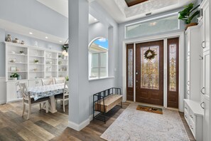 Dining - Beautiful Home Across Street From Beach! (Sanibel)