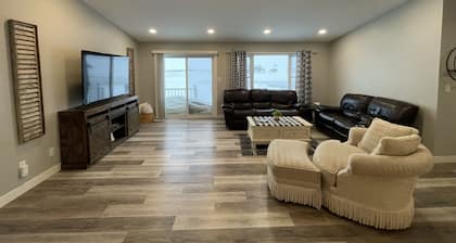 "Highlander" House 4 Bedroom, 3 Bath- Ackerman Valley