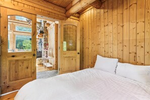 4 camere, Wi-Fi gratuito, lenzuola