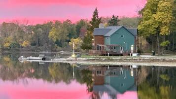 المنشأة من الخارج