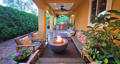 Comfort and Luxury Tropical Villa with EV Charger.