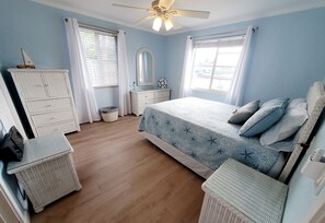 2 bedrooms, iron/ironing board, free WiFi, bed sheets