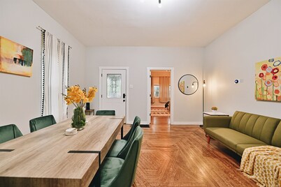Indianapolis Luxury Clean Downtown Home.