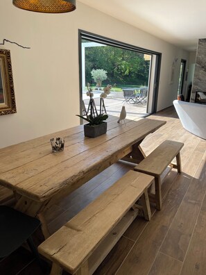 Dining - Jacasse Retreat: Luxury Contemporary Villa in Nature, Provence (Fuveau)