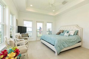 3 chambres, fer et planche à repasser, accès au Wi-Fi (inclus)