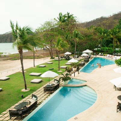 Oceanview 2-bedroom Condo at Pacifico Gated Community