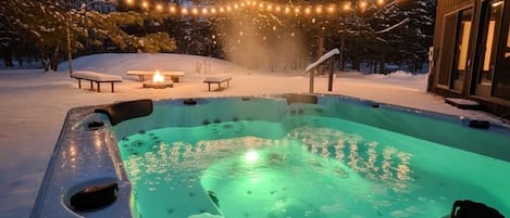 Bañera de hidromasaje al aire libre