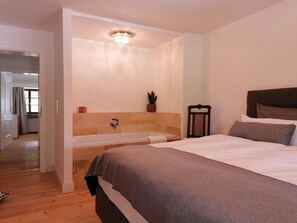 2 camere, ferro/asse da stiro, culla da viaggio, Wi-Fi gratuito