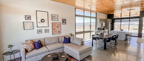 Smart TV, fireplace, stereo, computer monitors