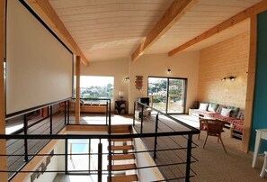 Interior - Villa Le Repère, quiet neighborhood, air-conditioned with a swimming pool (SAINT AYGULF)