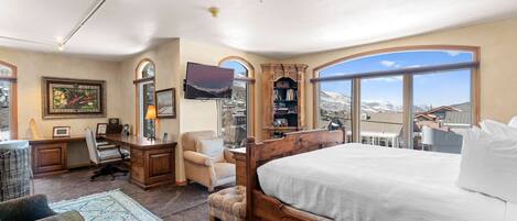 2 chambres, bureau, fer et planche à repasser, Wi-Fi gratuit