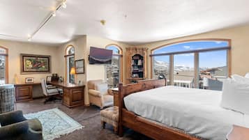 2 quartos, escrivaninha, ferros/tábuas de passar roupa