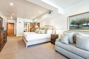 2 室のベッドルーム、デスク、アイロン / アイロン台、WiFi (無料)