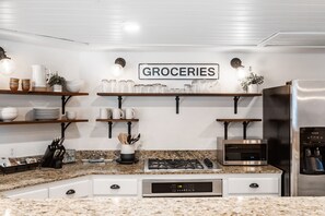 Fridge, microwave, oven, stovetop - Caledonian 209 | Ski-In/Out | Private Hot Tub | Town View | On Main Street | Steps to Town Lift (Park City)