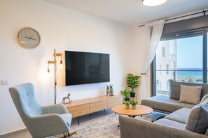 Fernseher