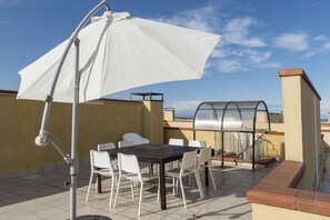 Outdoor dining - M285 - Marcelli, comfortable three-room apartment with terrace (Marcelli)