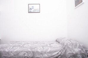 2 bedrooms, bed sheets - N237 - Numana, three-room apartment 100 meters from the center (Numana)