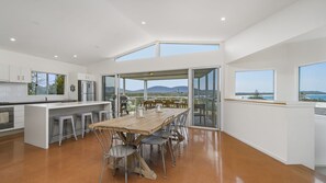 Dining - Mirador, 1 Stewart Street (Crescent Head)