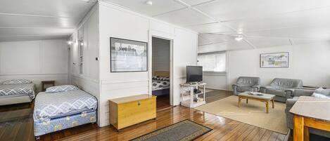 3 habitaciones, tabla de planchar con plancha y wifi gratis