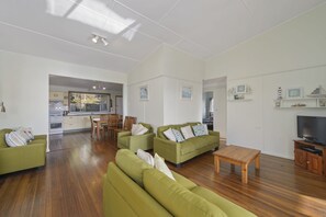 Living area - 180 DEGREE VIEWS FROM SENSATIONAL DECK (Crescent Head)
