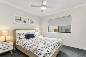 3 slaapkamers, een strijkplank/strijkijzer, gratis wifi