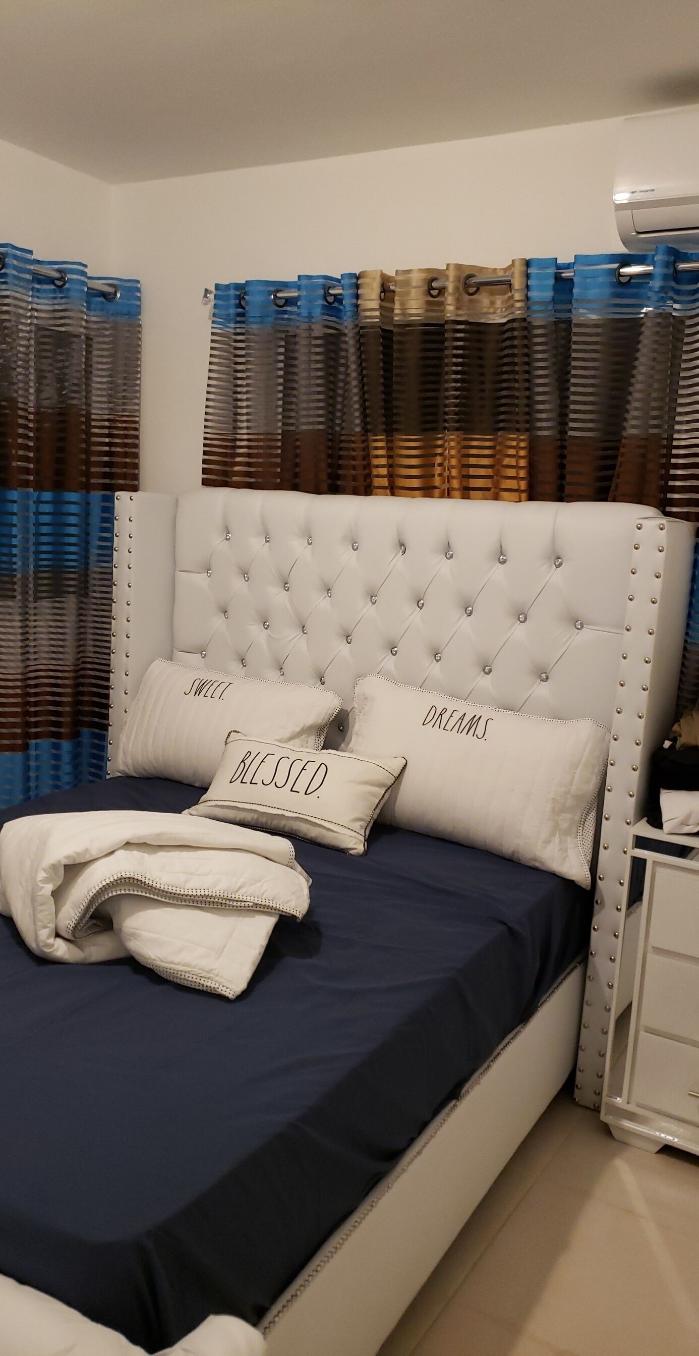 2 chambres, bureau, fer et planche à repasser, Wi-Fi gratuit