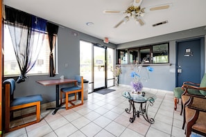 Reception - Hotel O Luxury Inn Channelview Baytown I-10 (Channelview)