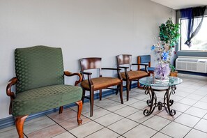 Lobby - Hotel O Luxury Inn Channelview Baytown I-10 (Channelview)