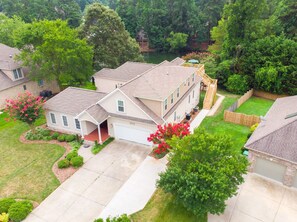 Exterior - 2 bed/2 bath with LR, DR, Kitchen, Laundry & Deck. Parties are not allowed. (High Point)