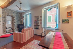 Televisión de pantalla plana 