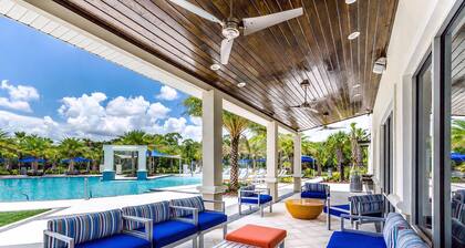 Luxury 5BR/5BA Villa with Spacious Outdoor Patio near Disney & Universal Parks