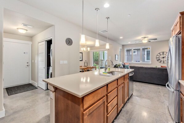 House, Multiple Beds (Spacious Home near River with King Be) | Private kitchen | Fridge