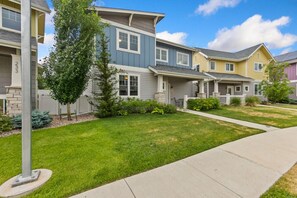 House, Multiple Beds (Spacious Home near River with King Be) | Exterior