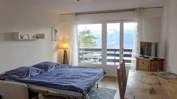 1 chambre, fer et planche Ă repasser, Internet gratuit