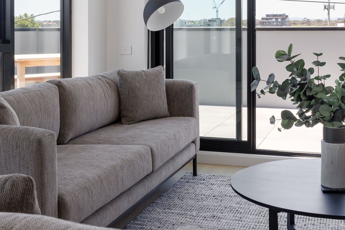 Living area | 50-inch Smart TV with cable channels, TV