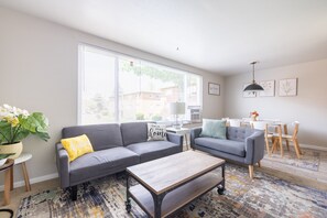 Smart TV - King & Queen Luxury Memory Foam Beds near Cleveland Airport | Georgetown Villas (Fairview Park)