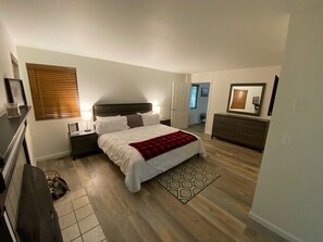 4 bedrooms, free WiFi, bed sheets