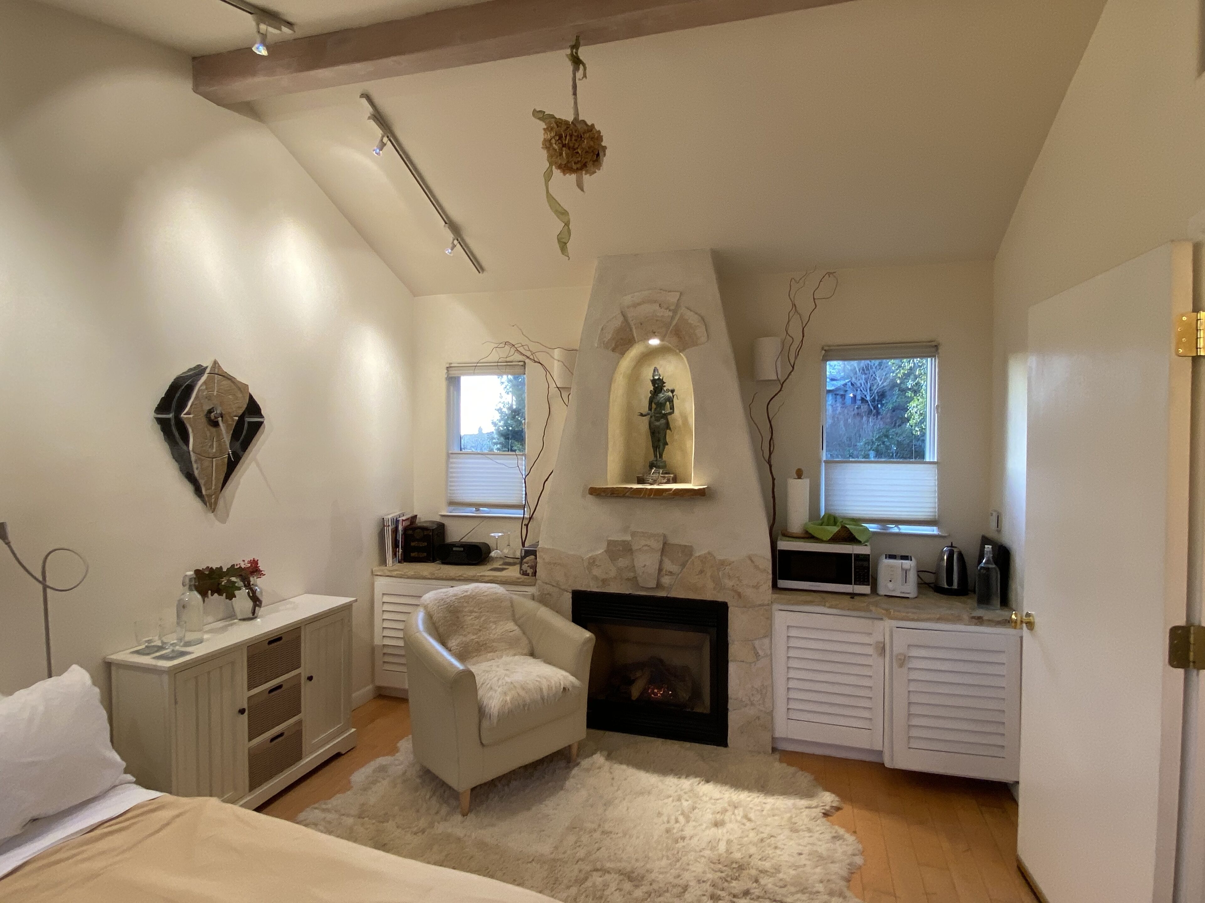 1 chambre, fer et planche à repasser, Wi-Fi gratuit, draps fournis