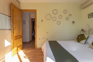 2 Schlafzimmer, Bügeleisen/Bügelbrett, kostenloses WLAN, Bettwäsche