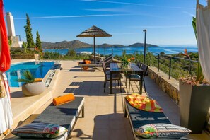 Outdoor pool - Anemos Meltemi Villa (Nikolaos)