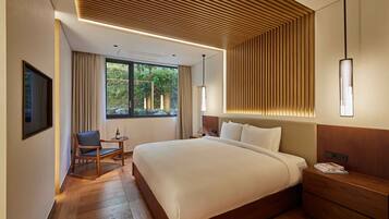 Pine Family Suite (Based on 6 Guests, Additional costs be paid on-site) | Ropa de cama de alta calidad y decoración personalizada