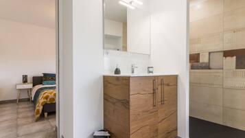 3 makuuhuonetta, ilmainen Wi-Fi