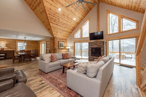 Smart TV, fireplace, DVD player