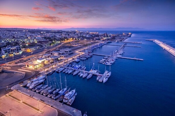 Marina/club náutico