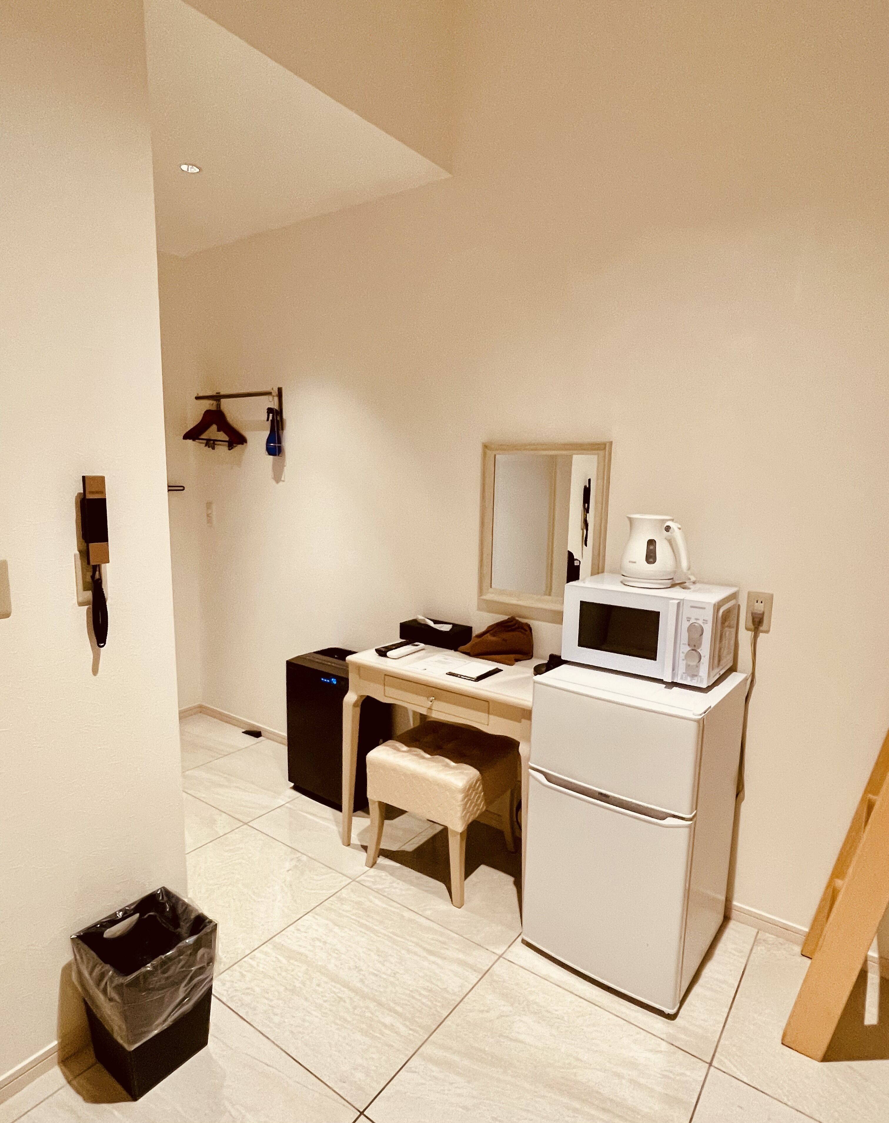 1 bedroom, desk, iron/ironing board, free wifi