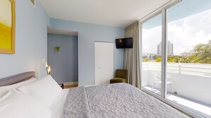 2 chambres, fer et planche à repasser, Wi-Fi, draps fournis